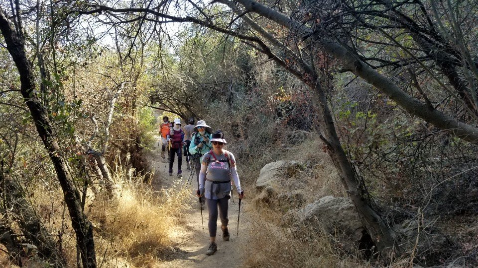 10/3/2020 Temescal Peak via Skull Rock Loop (2,500ft gain, 10.7 mi)
